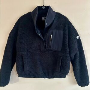 Vuori Black Fleece Pullover
